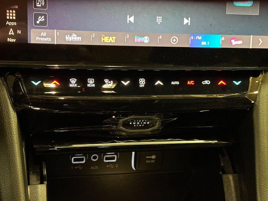 new 2026 Jeep Grand Cherokee car, priced at $43,830