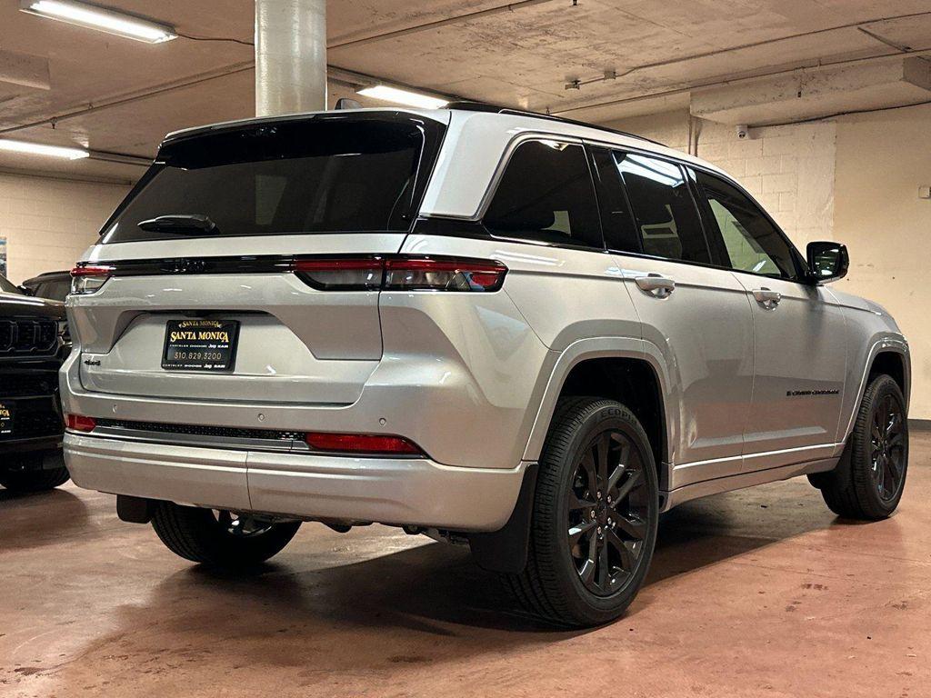 new 2026 Jeep Grand Cherokee car, priced at $48,245