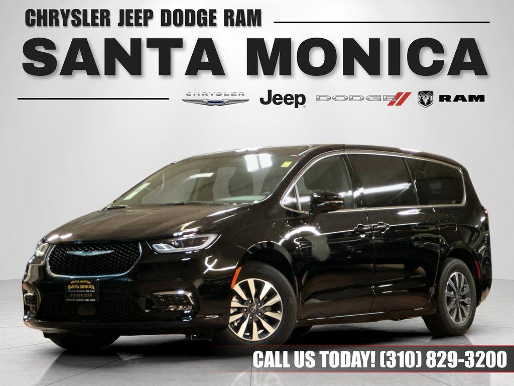 new 2026 Chrysler Pacifica car, priced at $53,985