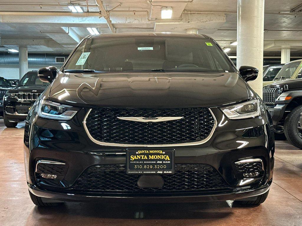 new 2026 Chrysler Pacifica car, priced at $53,985