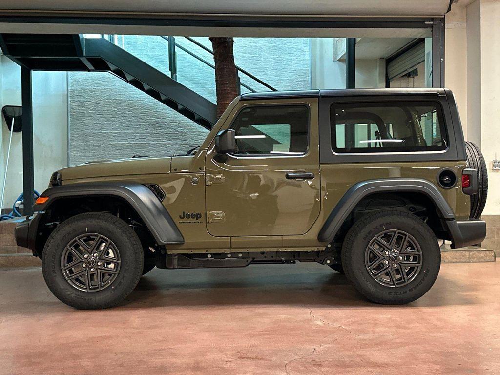 new 2026 Jeep Wrangler car, priced at $39,271