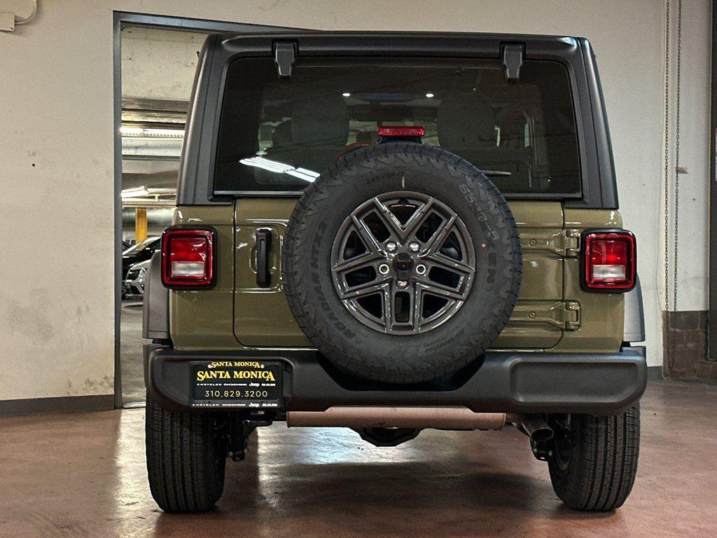 new 2026 Jeep Wrangler car, priced at $39,271