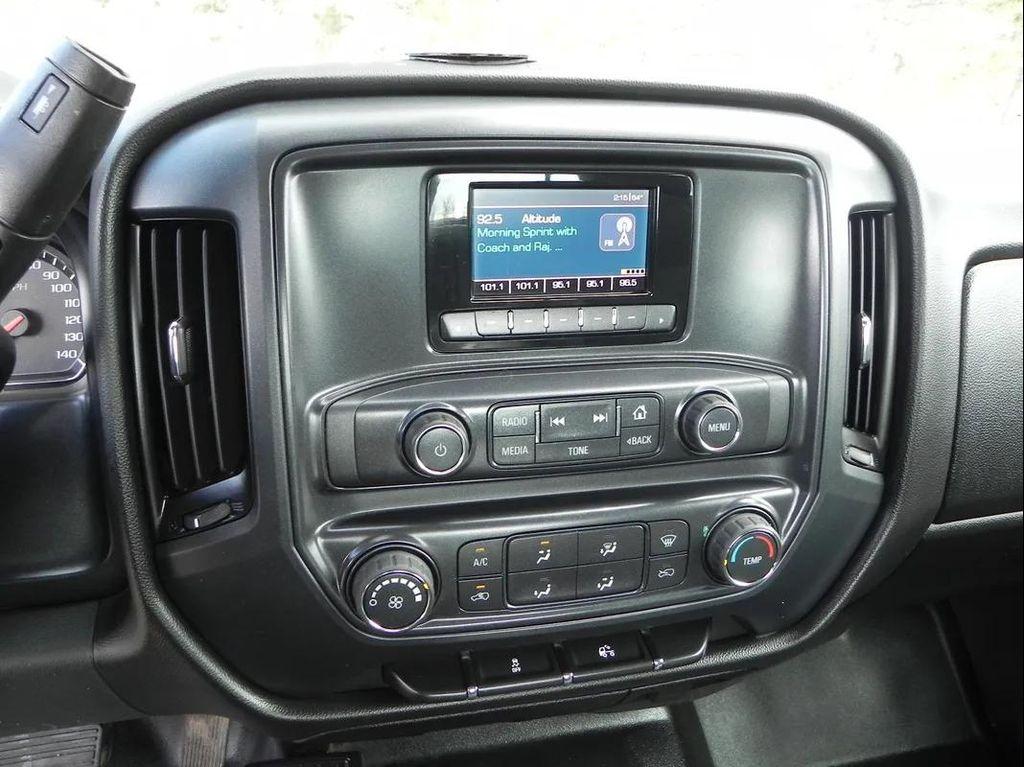 used 2014 Chevrolet Silverado 1500 car, priced at $22,975
