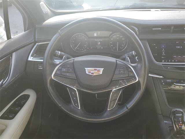 used 2023 Cadillac XT5 car, priced at $36,949