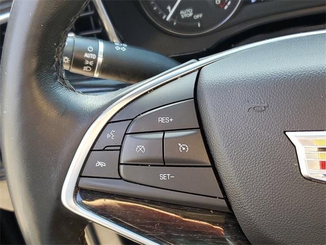 used 2022 Cadillac XT5 car, priced at $28,908