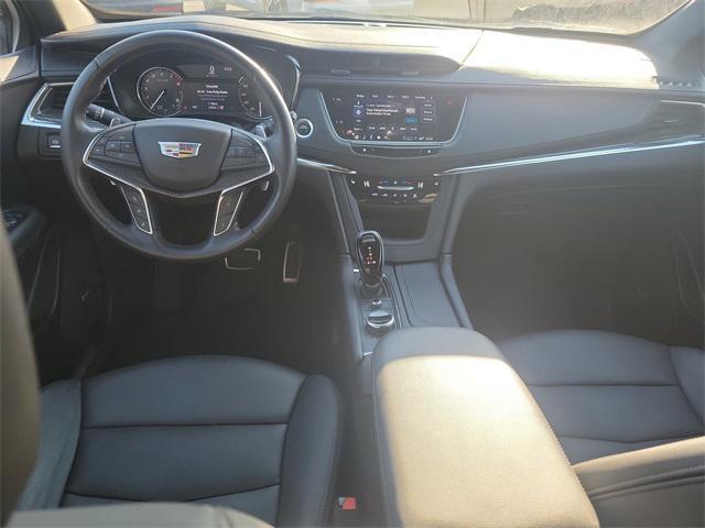 used 2022 Cadillac XT5 car, priced at $35,998