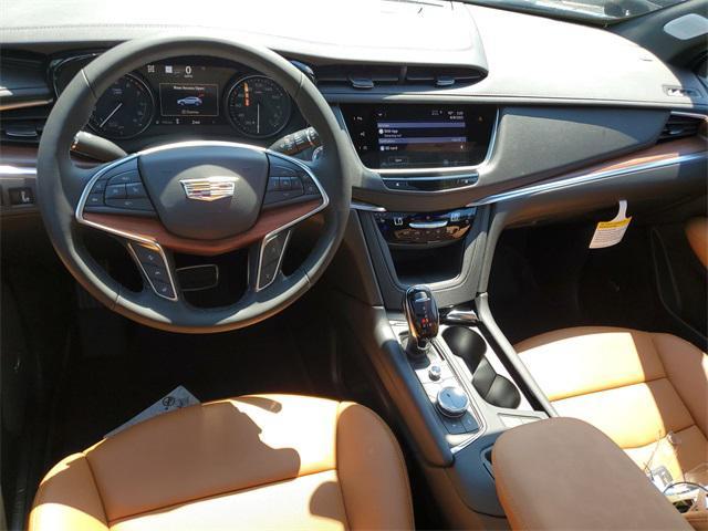 new 2025 Cadillac XT5 car, priced at $60,439