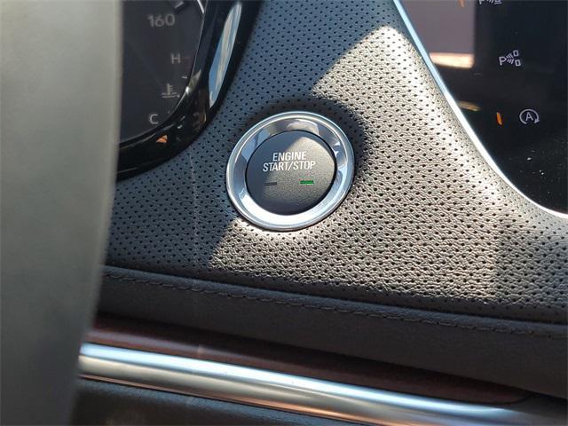 new 2025 Cadillac XT5 car, priced at $60,439