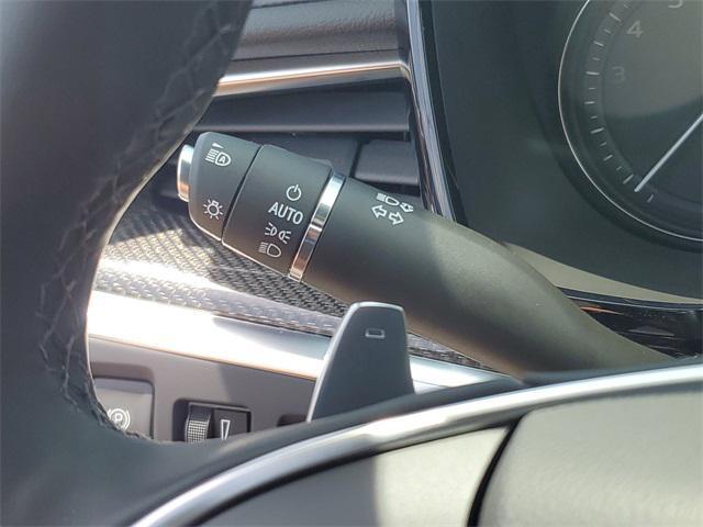 new 2025 Cadillac XT5 car, priced at $65,494