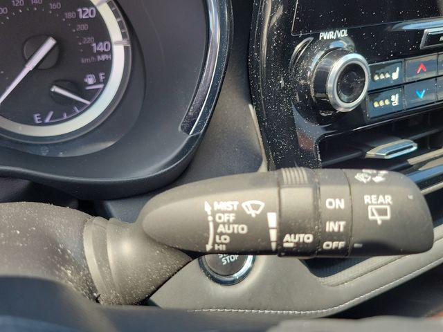 used 2022 Toyota Highlander car, priced at $43,989