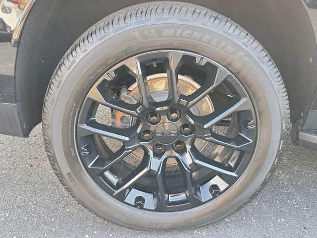 used 2023 GMC Yukon car, priced at $58,157