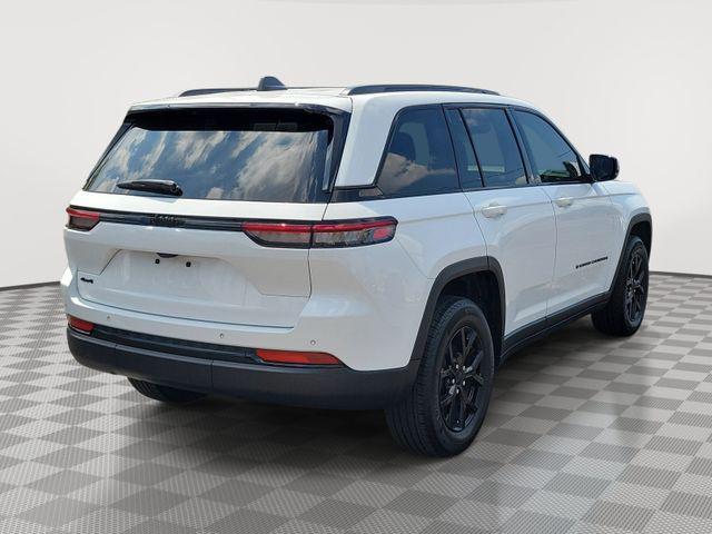 used 2024 Jeep Grand Cherokee car, priced at $32,739