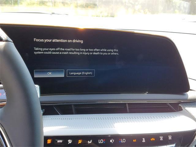 new 2025 Cadillac OPTIQ car