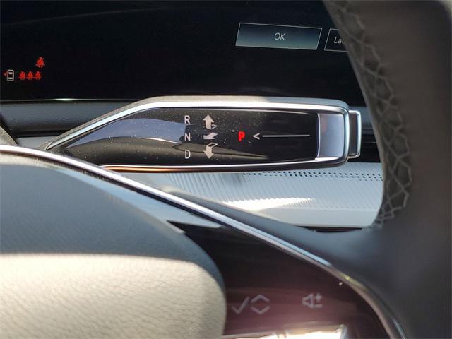 new 2025 Cadillac OPTIQ car