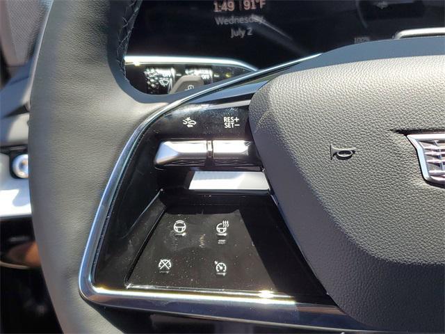 new 2025 Cadillac OPTIQ car