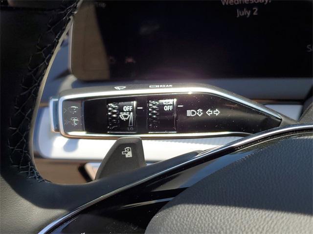 new 2025 Cadillac OPTIQ car