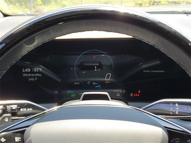 new 2025 Cadillac OPTIQ car