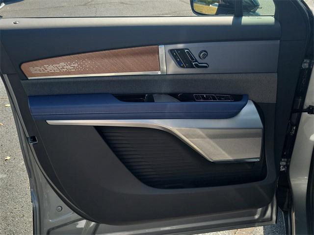 new 2026 Cadillac VISTIQ car, priced at $95,585