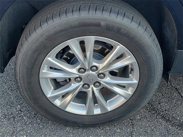 used 2022 Cadillac XT5 car, priced at $27,500