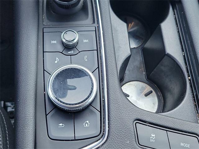 used 2022 Cadillac XT5 car, priced at $27,500