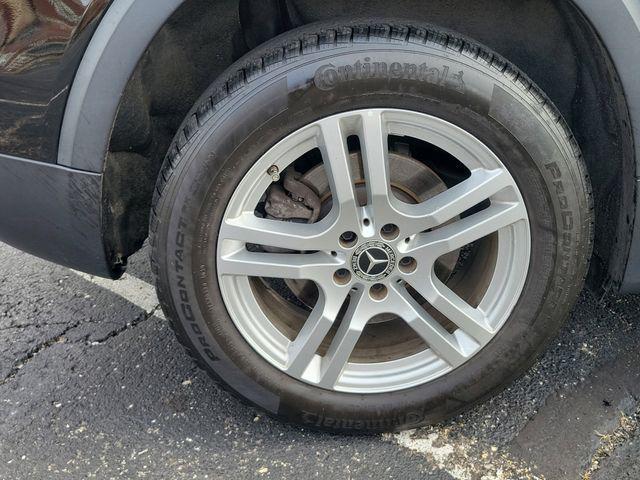 used 2022 Mercedes-Benz GLB 250 car, priced at $27,998