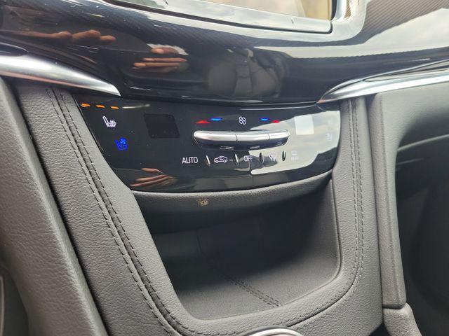 new 2025 Cadillac XT6 car, priced at $77,904