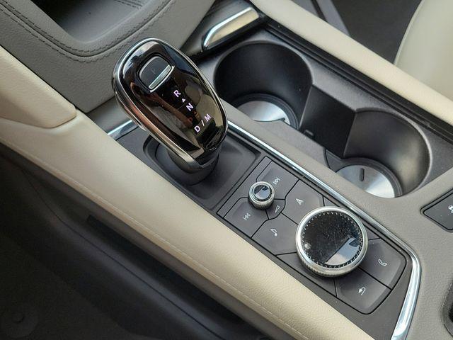 new 2024 Cadillac XT6 car, priced at $69,215