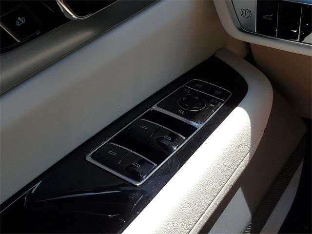 new 2026 Cadillac VISTIQ car, priced at $81,115