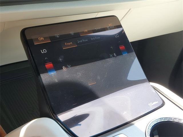 new 2026 Cadillac VISTIQ car, priced at $81,115