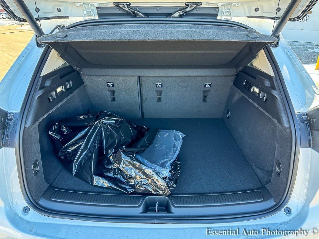 new 2025 Buick Envision car, priced at $35,325