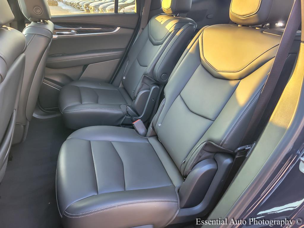 used 2025 Cadillac XT6 car, priced at $41,277