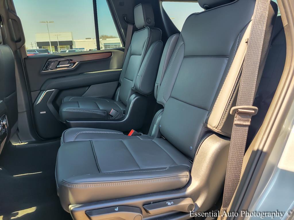 used 2025 GMC Yukon car, priced at $68,212