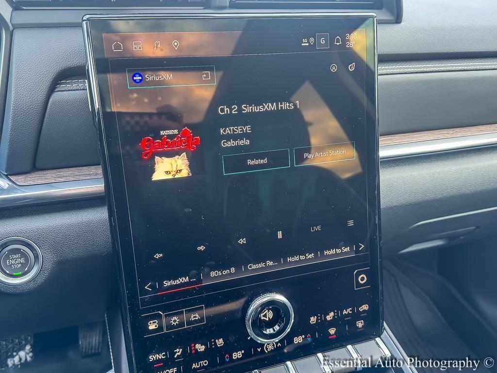 used 2025 GMC Yukon car, priced at $69,997