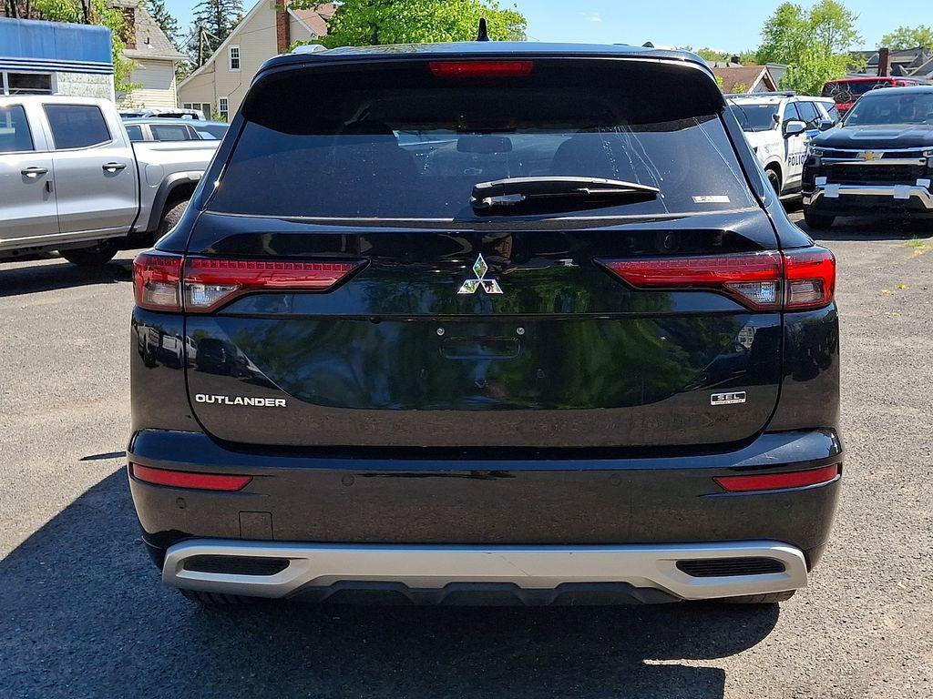 used 2022 Mitsubishi Outlander car, priced at $22,976