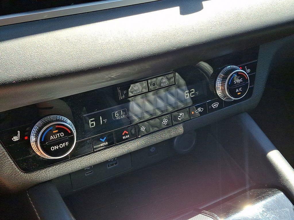 used 2022 Mitsubishi Outlander car, priced at $22,976