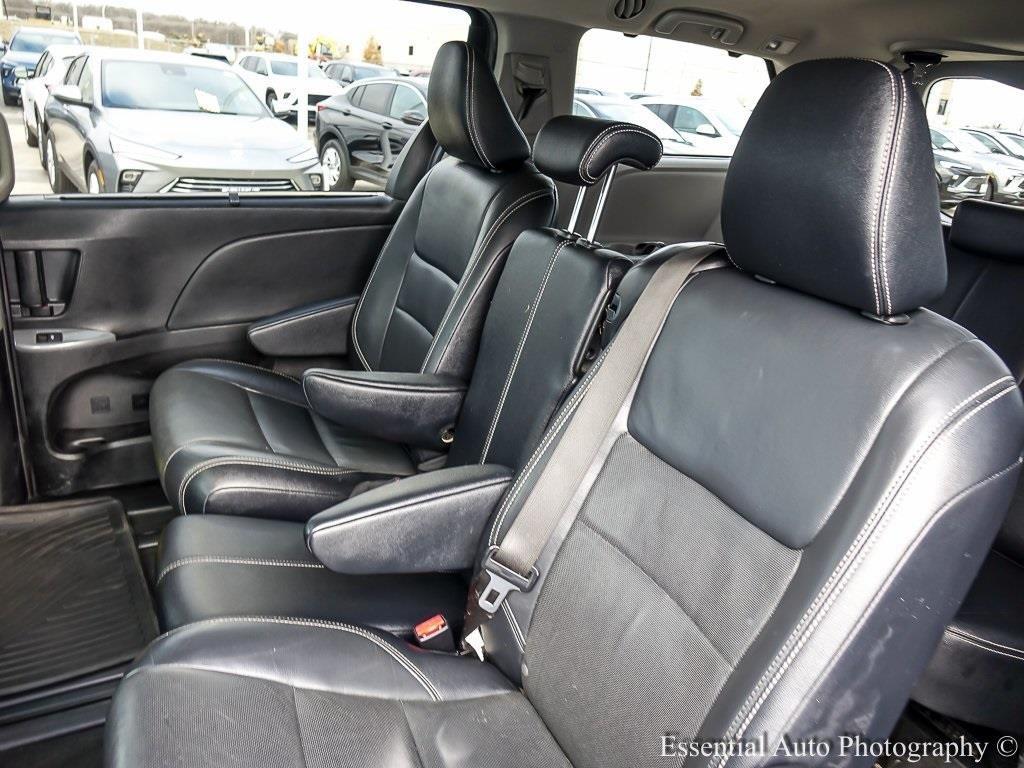 used 2015 Toyota Sienna car, priced at $15,337