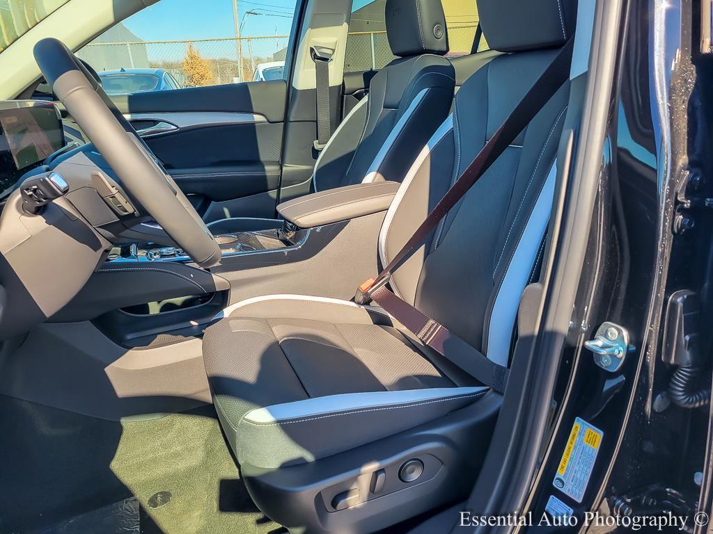 new 2026 Buick Envision car, priced at $45,262