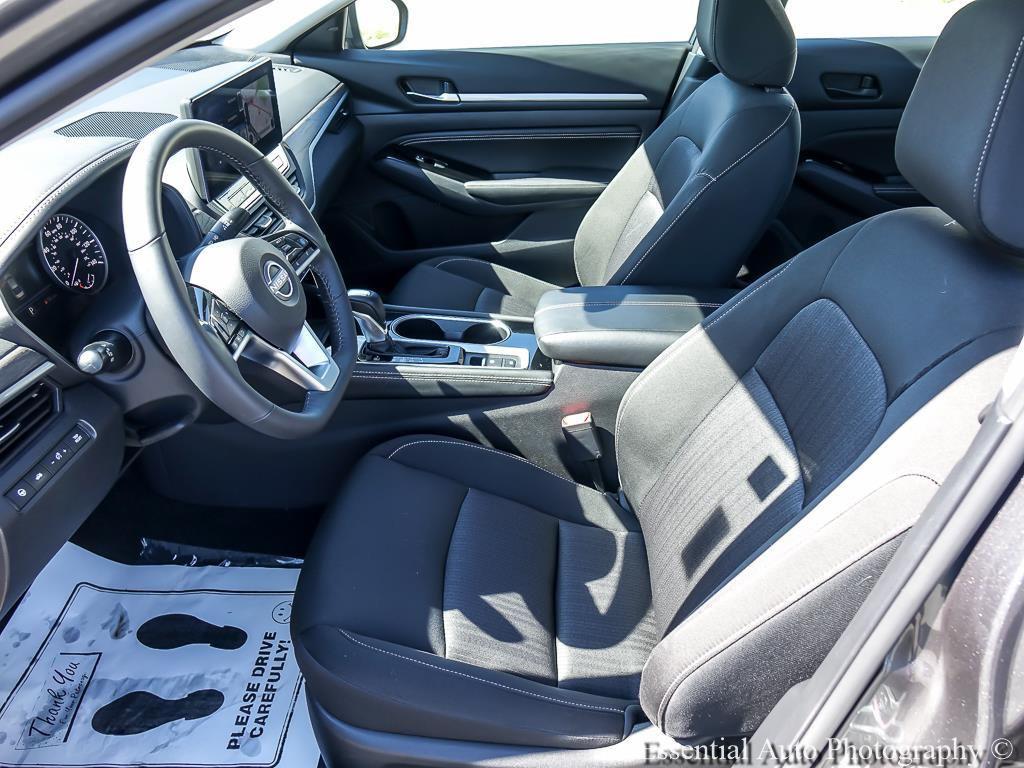 used 2023 Nissan Altima car, priced at $22,376