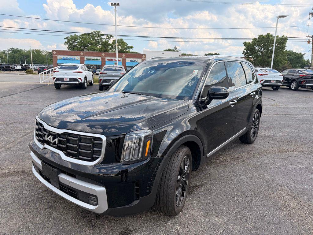 used 2024 Kia Telluride car, priced at $38,411
