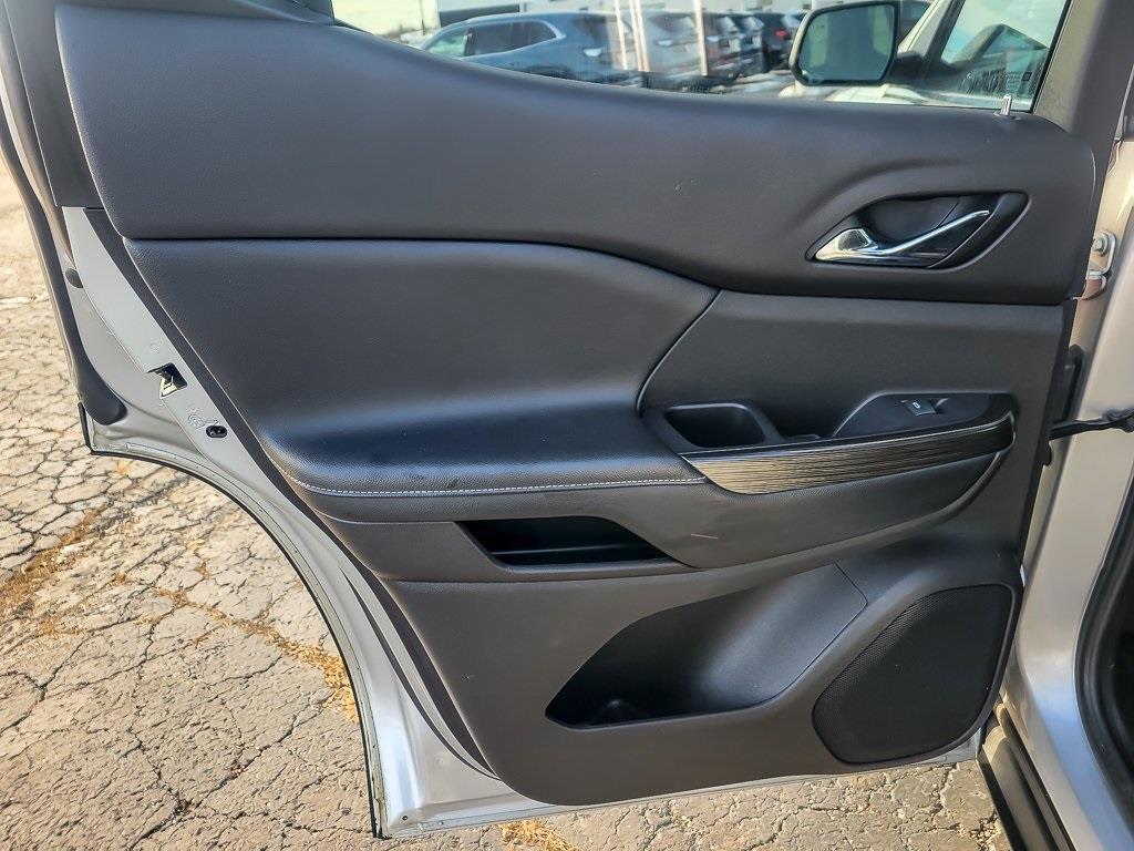 used 2019 GMC Acadia car, priced at $16,997