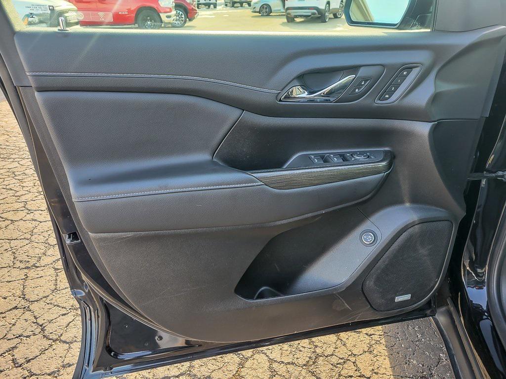 used 2023 GMC Acadia car, priced at $32,997