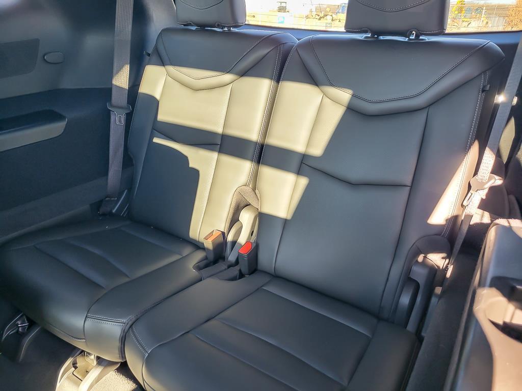 used 2025 Cadillac XT6 car, priced at $41,377