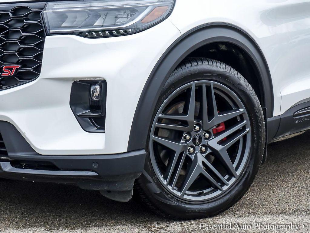 used 2025 Ford Explorer car, priced at $50,227