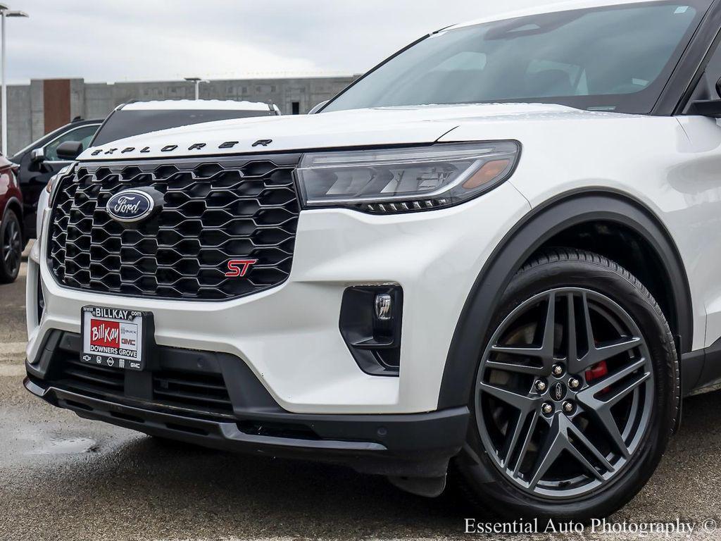used 2025 Ford Explorer car, priced at $50,227