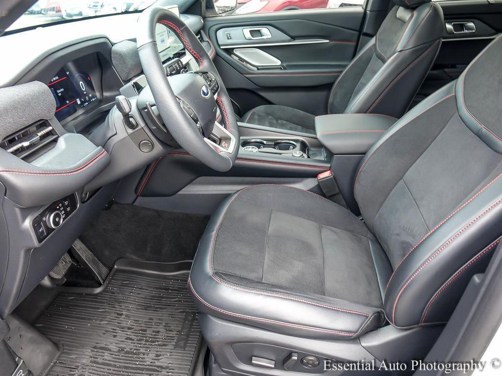 used 2025 Ford Explorer car, priced at $50,227