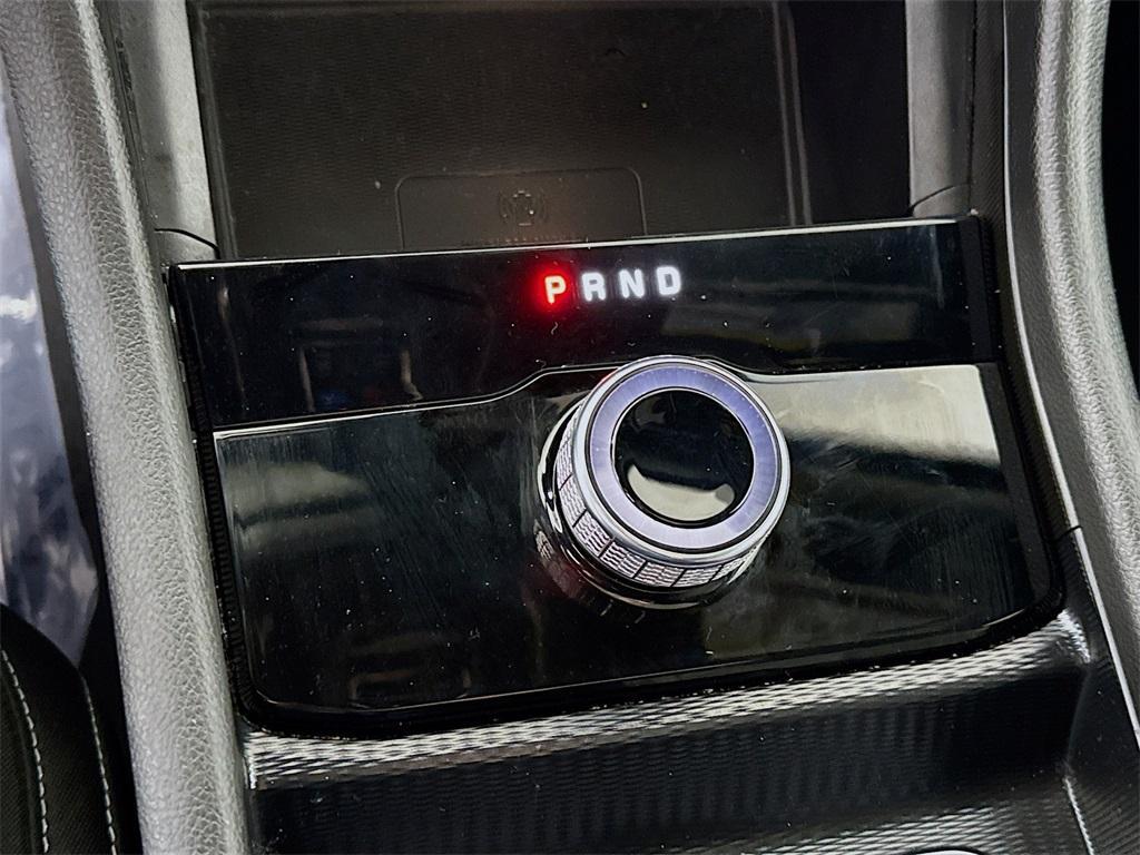 used 2025 Jeep Grand Cherokee car, priced at $35,998