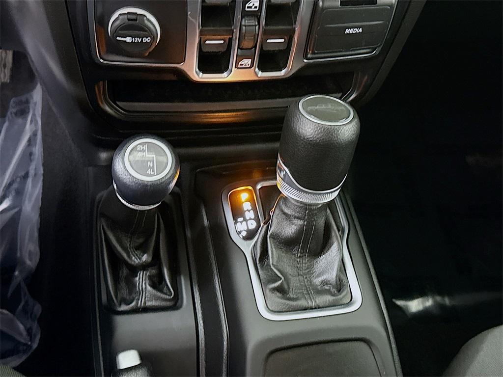 used 2022 Jeep Gladiator car, priced at $34,998