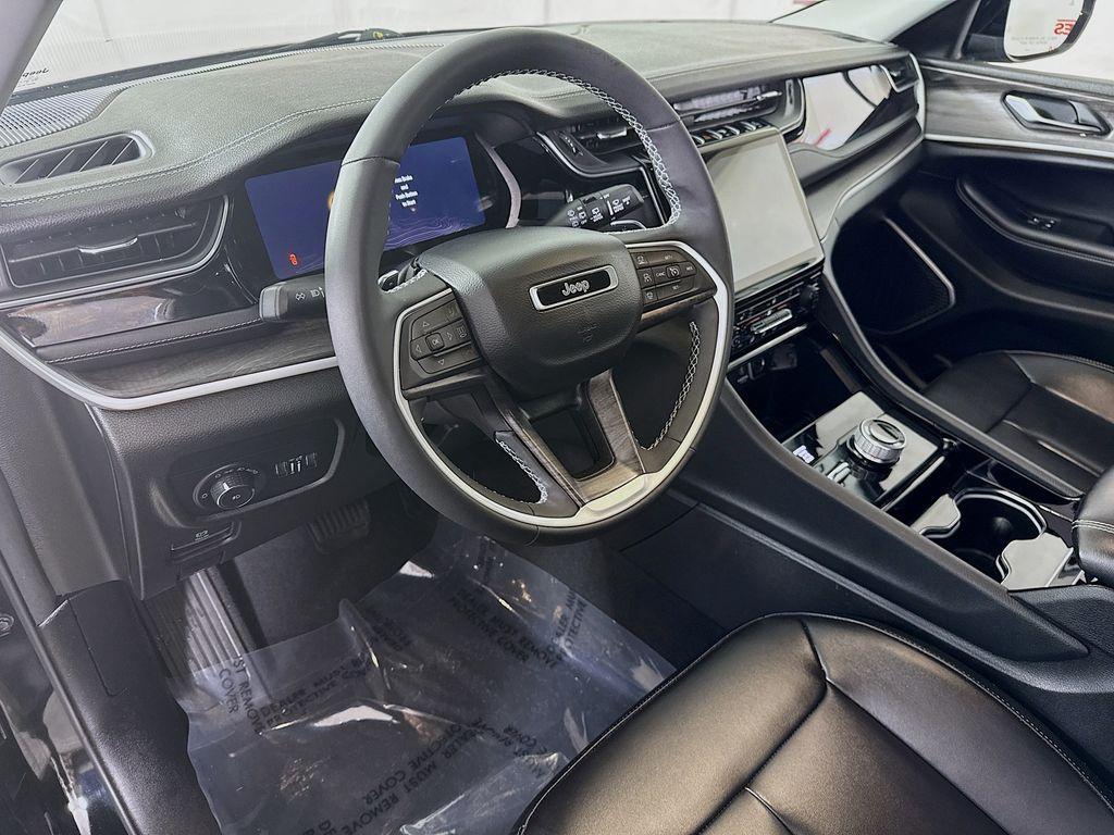 used 2023 Jeep Grand Cherokee car, priced at $36,998