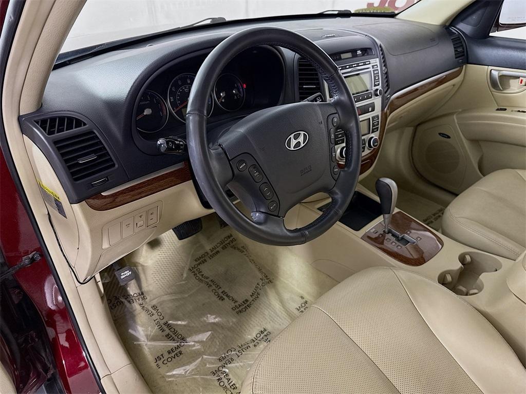 used 2009 Hyundai Santa Fe car, priced at $8,996