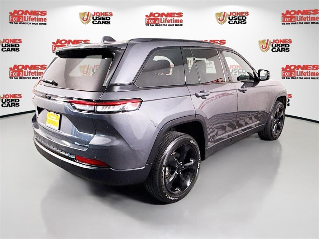 used 2023 Jeep Grand Cherokee car, priced at $29,960